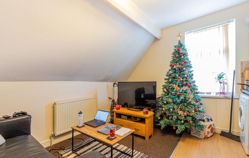 Richmond Road, Plasnewydd, Cardiff - Image 1